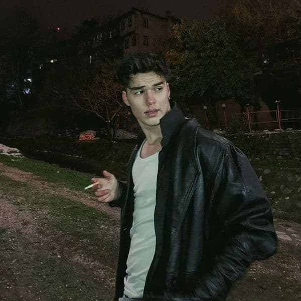 کاور اهنگ Animals Slowed از Maroon 5