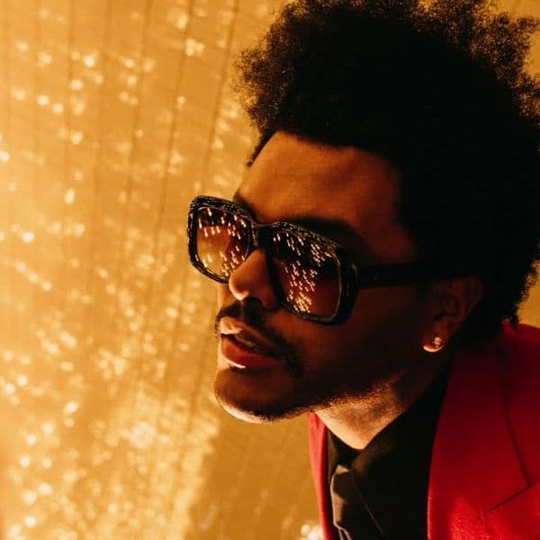 کاور اهنگ Blinding Lights از The Weeknd