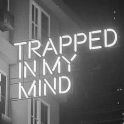 کاور اهنگ Trapped In My Mind Slowed