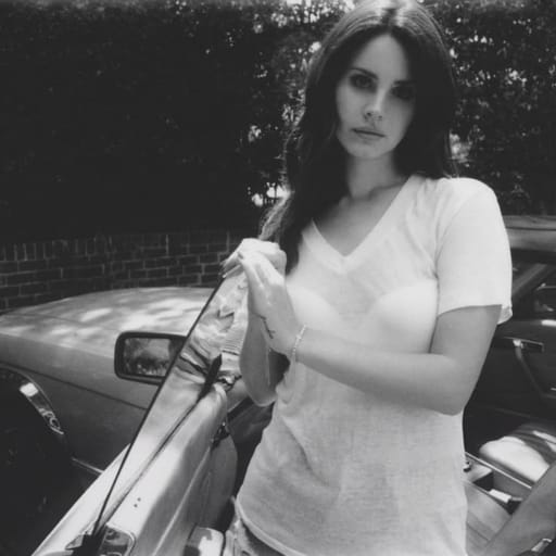 کاور اهنگ Old Money از Lana Del Rey